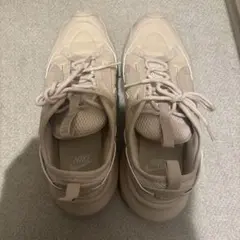 NIKE スニーカー ベージュのサムネイル