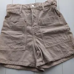 美品160センチzaraベージュ ハーフパンツ ゴム入りウエスト