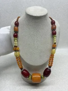 Z02）チベット 民族工芸 天然 ロイヤルアンバー 琥珀 天然石 大粒ネックレス