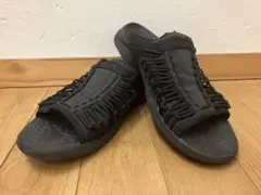 キーン　KEEN UNEEK SLIDE 黒　26.5