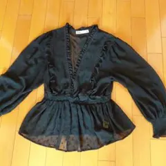 ZARA ブラック フリル付きブラウス 長袖