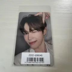 ソンハンビン 白衣装