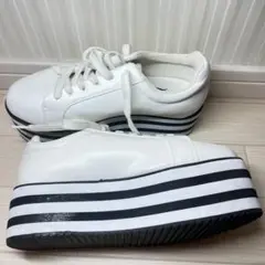 厚底スニーカー 白×黒ストライプ Mサイズ
