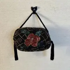 Item thumbnail for item 621227cf-4b40-4bca-8b75-3517c38768d2