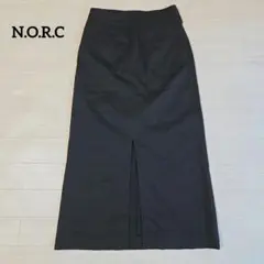 ノーク　ロングタイトスカート　センタースリット　黒　1　ストレッチのサムネイル