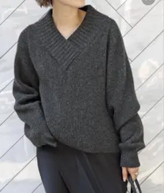 【美品✨】Deuxieme Classe カシミヤ混　OLBIAアゼプルオーバー Deuxieme Classe（ドゥーズィエムクラス）の「OLBIA アゼ プル