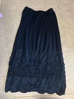 美品　ISSEY MIYAKE イッセイミヤケ　HaaT ロングスカート　フレア HaaT イッセイミヤケ 総柄 フレアスカート ロングスカート - メルカリ