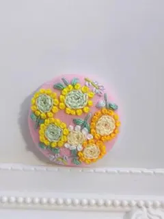 ハンドメイド アクセサリー  花   ひまわり  手刺繍