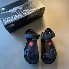 THE NORTH FACE サンダル　18cm キッズのサムネイル