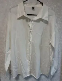 ホワイト 長袖 ボタンダウンシャツ
