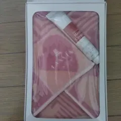 LANVIN ピンク ハンカチタオルとハンドクリーム