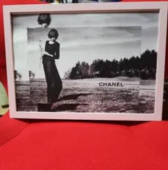 ●CHANELアートパネル●インテリアフレーム●オシャレにお部屋をインテリア●のサムネイル