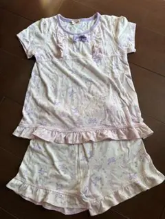 ボンボンリボン　サンリオ　パジャマ