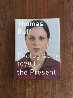 【THOMAS RUFF 】2016年　★新品・未読品・美本 THOMAS RUFF 】2016年 ☆新品・未読品・美本 - メルカリ