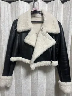 ムートンジャケット　ミニ丈