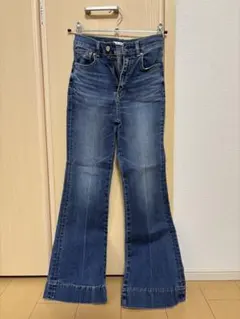 Item thumbnail for item 5ea4e4dd-796d-4917-a697-9512bb047b9b