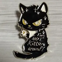見返り黒猫 ピンバッジ エナメルブローチ 猫 ネコ 黒ねこ