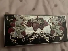 フラワーノーズ ストロベリーロココ アイシャドウ 03