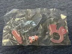 新品　TWICE LOVELYS アクリルカラビナフロッキーマスコット モモ