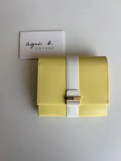 agnes b. VOYAGE アニエスベー　牛革　折り財布　二つ折り財布のサムネイル