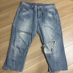 ユニクロ　ダメージジーンズ
