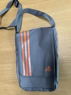 adidas グレー ショルダーバッグ
