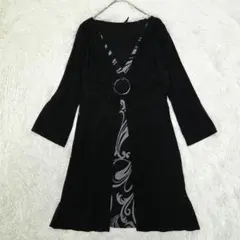 レイヤード風ワンピース　Ｍ　ストレッチ　ブラック　光沢　Y2K　洗濯機可