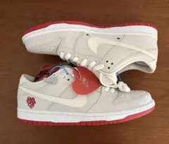 Girls Don't Cry × Nike SB Dunk Low F&Fのサムネイル
