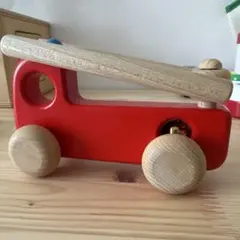 ボーネルンド 木製 消防車 おもちゃのサムネイル