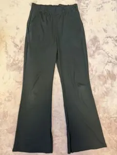 フレアパンツ 黒 GU