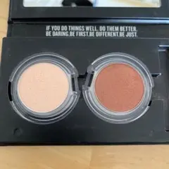 THE BODY SHOP アイカラー260 360のサムネイル