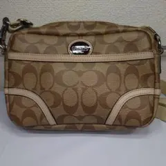 COACH ショルダーバッグ ロゴ ベージュ レザー