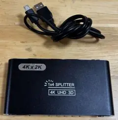 値下げ　4K UHD 3D HDMI分配器 1x4
