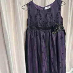 紫色 刺繍入り フォーマルドレス