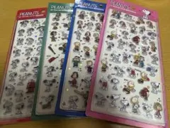 韓国　PEANUTS スヌーピー　4枚セット