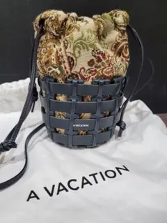 A VACATION ショルダーバッグ