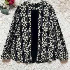 【ジュディ】（M）ブラウスカットソー花柄ストライプ黒通勤レーヨン高級のサムネイル