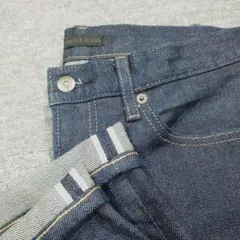 【濃色】ユニクロ セルビッジ スリムフィットストレートジーンズ 30