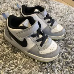 Nike ベビーシューズ スニーカー　ホワイト グレー