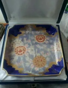 深川製磁　有田焼　古伊万里 金彩 牡丹　角皿 ／ 飾り皿　金継ぎ用