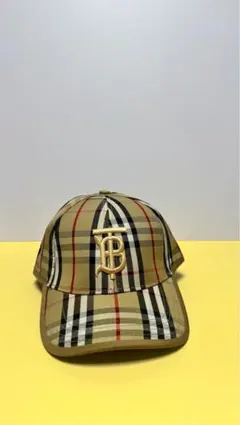わ*ー様 極美品Burberry LOVE チェック ベースボールキャップ - メルカリ