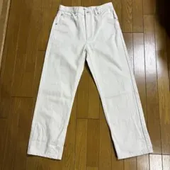 UNIQLO レギュラーフィットストレートジーンズ ホワイト ストレートデニム