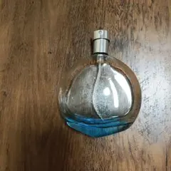 空き瓶　　　　　　　　　　　　　　　　HERMES オーデメルヴェイユブル-