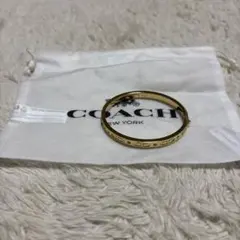 COACH ゴールド ストーン付きバングル