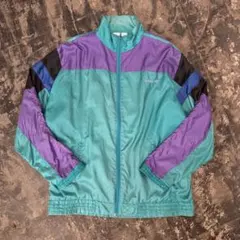 Item thumbnail for item 22dd1c6c-7fe2-496d-815d-2e510b828837