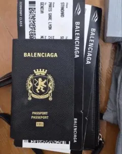 2026年最新】BALENCIAGA パスポートケース・カバーの人気アイテム