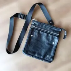 PORTER ブラックレザー ショルダーバッグ