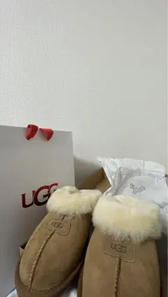 美品UGG ベージュ シープスキン スリッパ　ブーツ