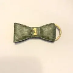 NINA RICCI オリーブグリーン キーリングのサムネイル