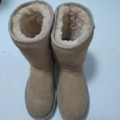 マ*ん様 24cm UGG Australia クラシックショート 薄茶色